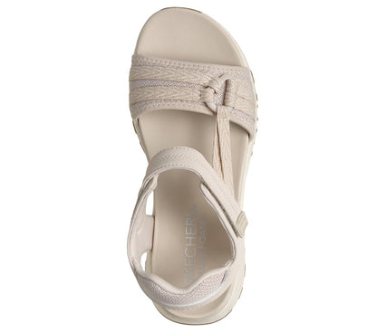 Castle | Skechers Women