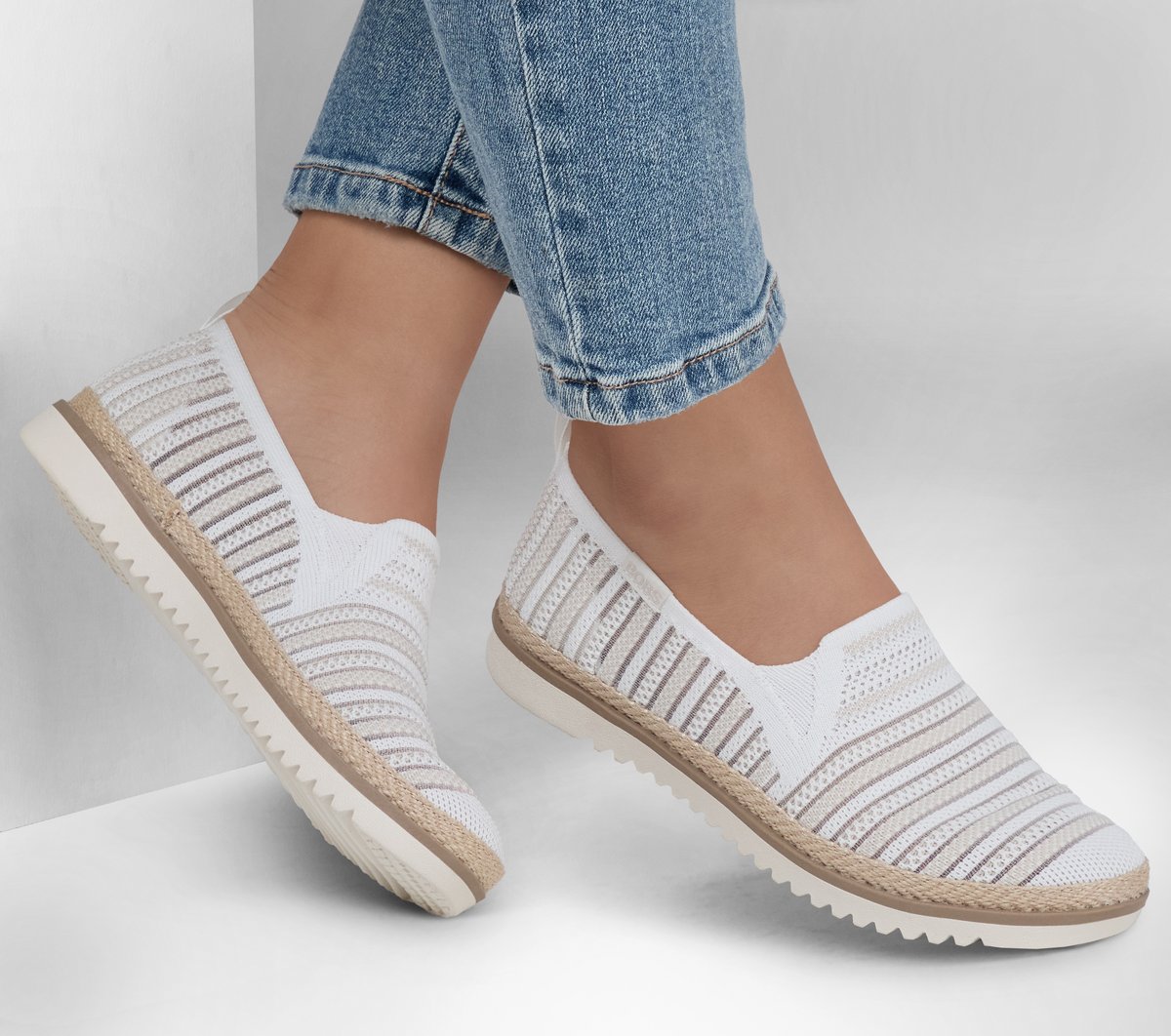BOBS Flexpadrille LO -So Chic | Skechers Women