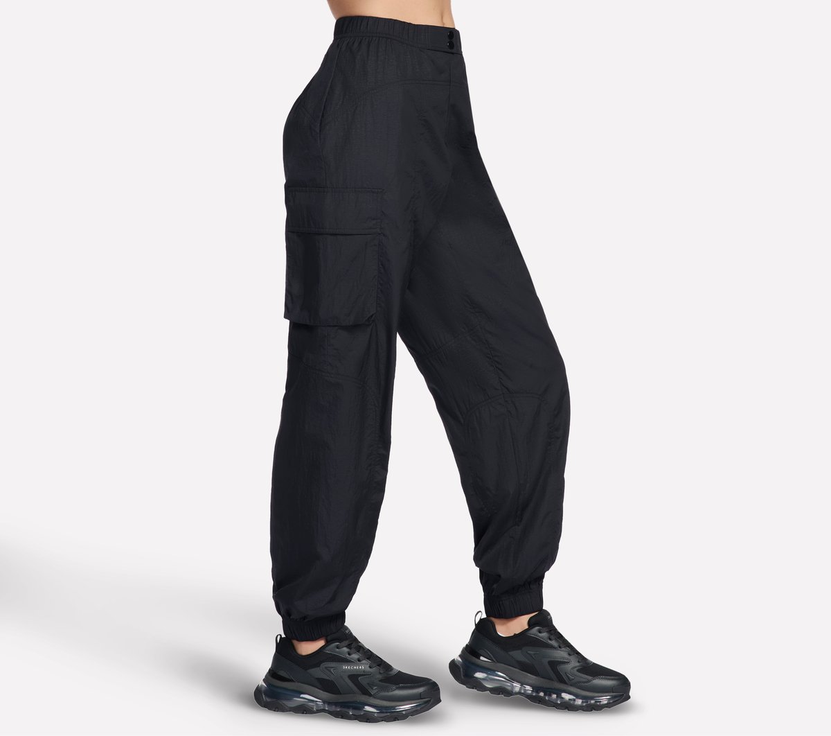 Sideline Cargo Jogger | Skechers Women