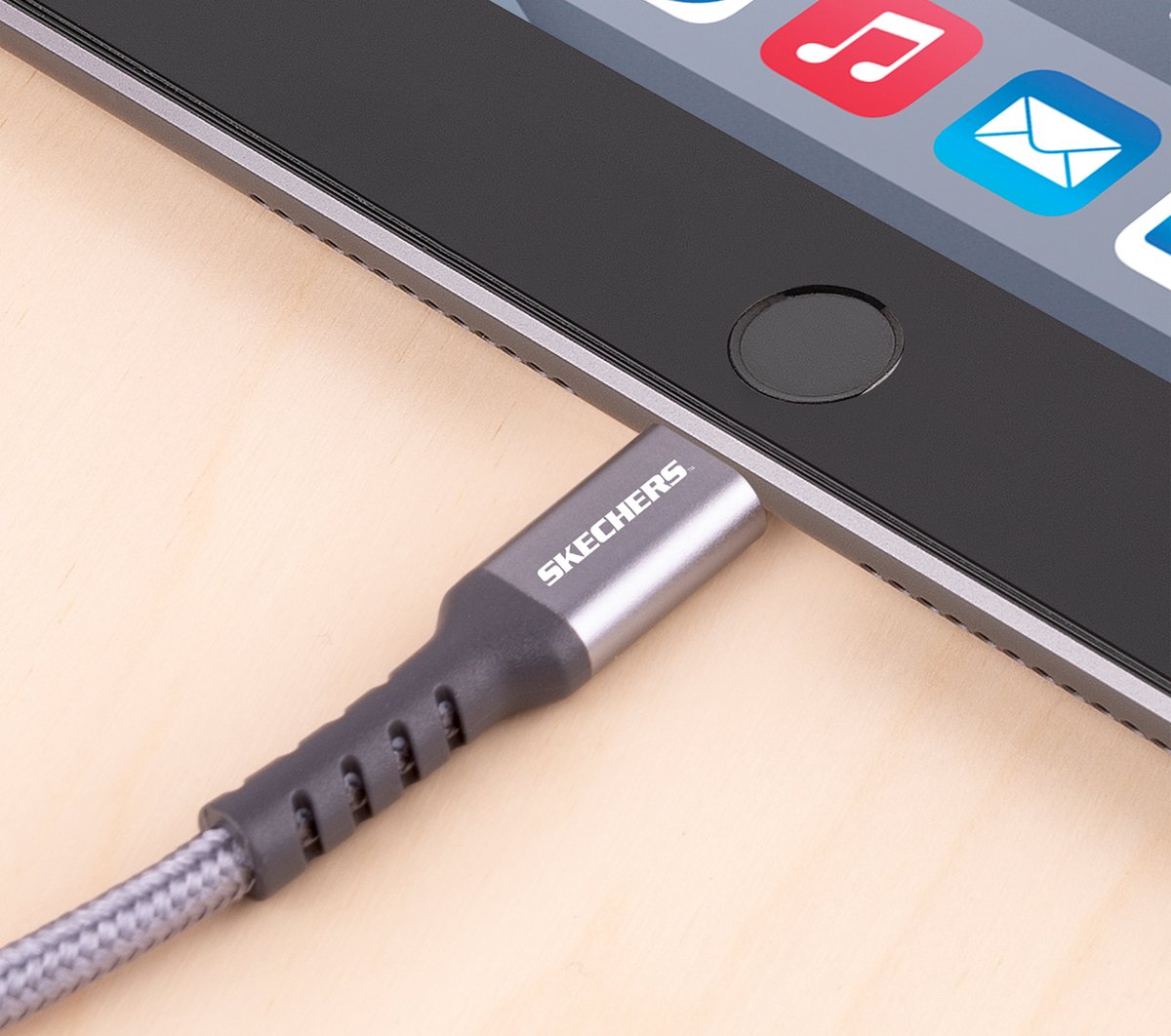 Clothing Skechers Lightning to USB-C Charging Cable | Skechers Clothing